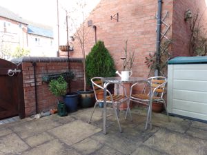 Courtyard- click for photo gallery